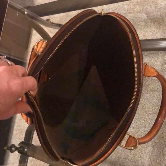 Louie Vuitton handbag